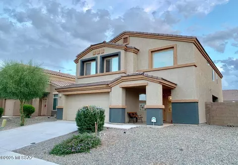 8295 W Canvasback Ln, Tucson, AZ 85757