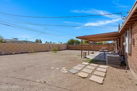4872 E 23rd St, Tucson, AZ 85711 photo 14