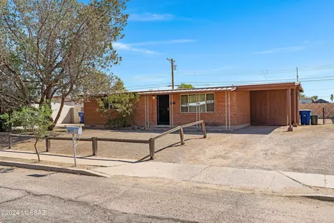 4872 E 23rd St, Tucson, AZ 85711 photo 19