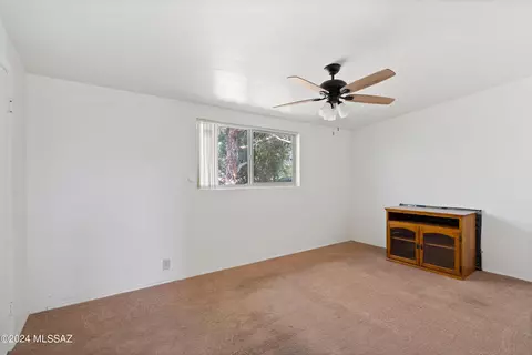 4872 E 23rd St, Tucson, AZ 85711 photo 8