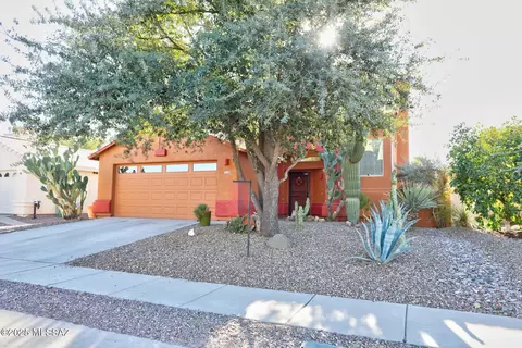 6997 W Amarante Dr, Tucson, AZ 85743