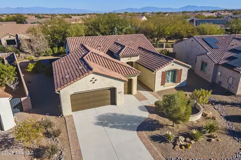2285 E Dream Catcher Dr, Green Valley, AZ 85614