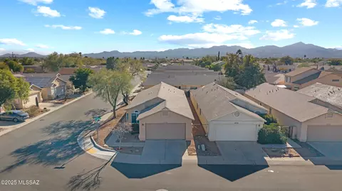 3295 W Millstone Pl, Tucson, AZ 85741