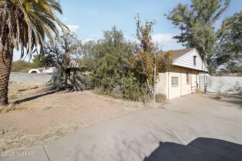 2920 N Tucson Blvd, Tucson, AZ 85716