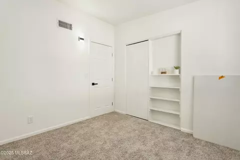 Bedroom - 1137 E Garden Loop, Tucson, AZ 85706 photo 1 of 3