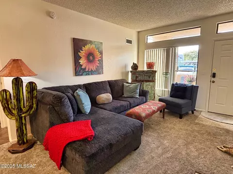 7948 E Colette Cir #151, Tucson, AZ 85710