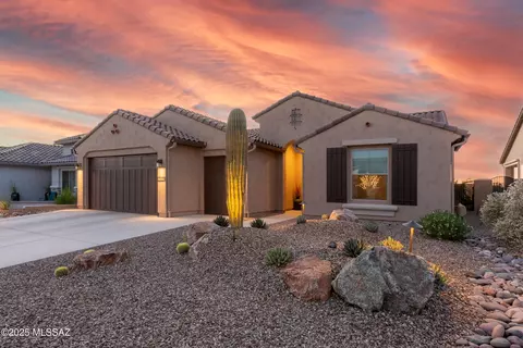 59830 E Jacaranda Pl, Oracle, AZ 85623