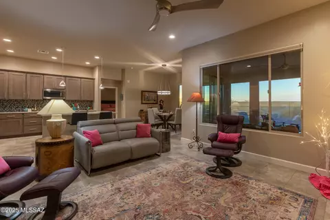 59830 E Jacaranda Pl, Oracle, AZ 85623 photo 4