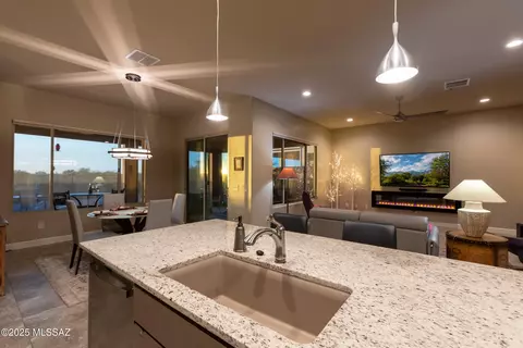 59830 E Jacaranda Pl, Oracle, AZ 85623 photo 10