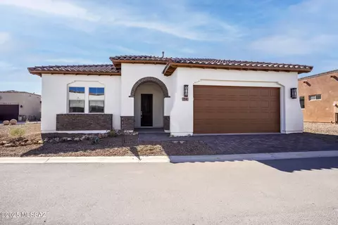 74 Sahuaro Ct, Tubac, AZ 85646