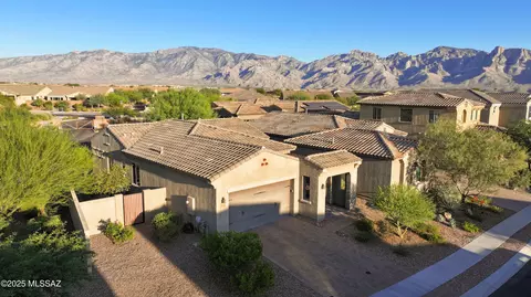 13446 N Flaxleaf Pl, Oro Valley, AZ 85755