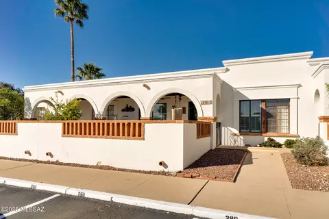 248 S Paseo Lobo #B, Green Valley, AZ 85614