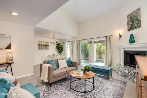 7516 E Harbor Dr, Tucson, AZ 85715