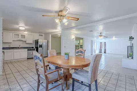 4686 S Martin Ave, Tucson, AZ 85714