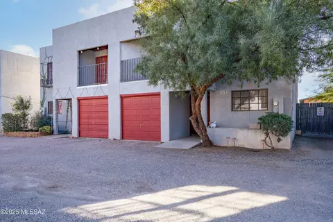 1517 N Bryant Ave, Tucson, AZ 85712