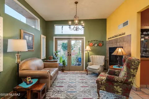 4357 E Winding Creek Pl, Tucson, AZ 85712