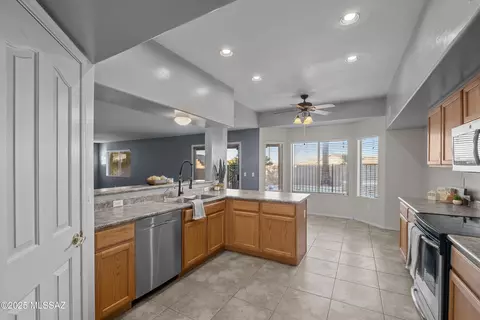 Kitchen - 962 S Willis Ave, Vail, AZ 85641 photo 1 of 7