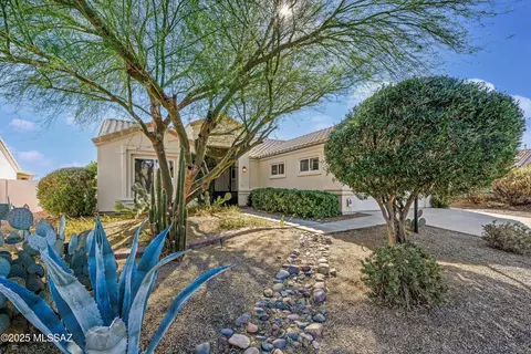 531 W Rio Teras, Green Valley, AZ 85614
