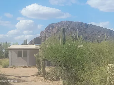 4520 W Dakota St, Tucson, AZ 85746