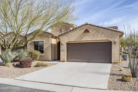 1750 E Mule Springs Dr, Green Valley, AZ 85614