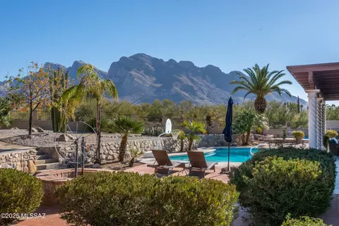 840 W Linda Vista Blvd, Oro Valley, AZ 85704