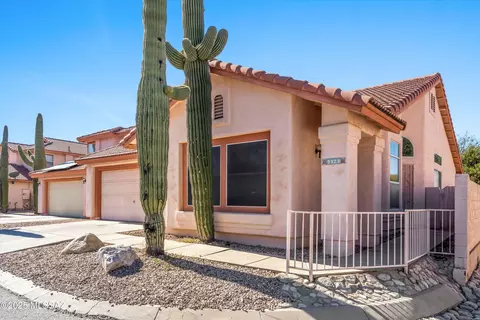 9929 N Black Mesa Trl, Tucson, AZ 85742
