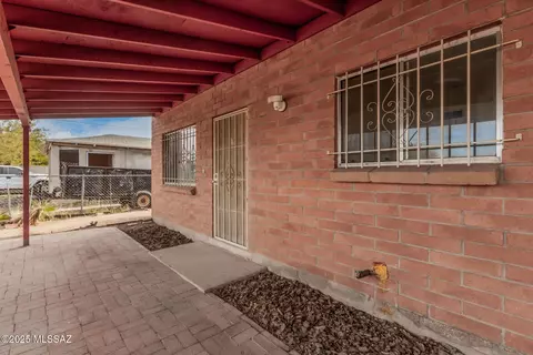 1032 E 30th St, Tucson, AZ 85713 photo 3