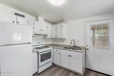 1032 E 30th St, Tucson, AZ 85713 photo 10