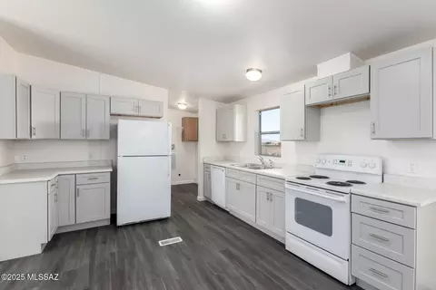 11491 W Tortolita St #B, Marana, AZ 85658