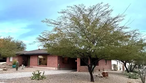 2249 E 9th St, Tucson, AZ 85719