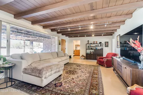 Living - 2249 E 9th St, Tucson, AZ 85719 photo 3 of 5