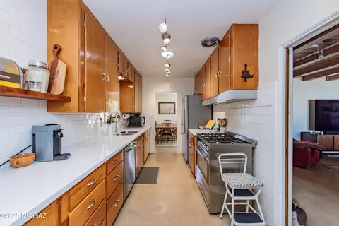 Kitchen - 2249 E 9th St, Tucson, AZ 85719 photo 4 of 4