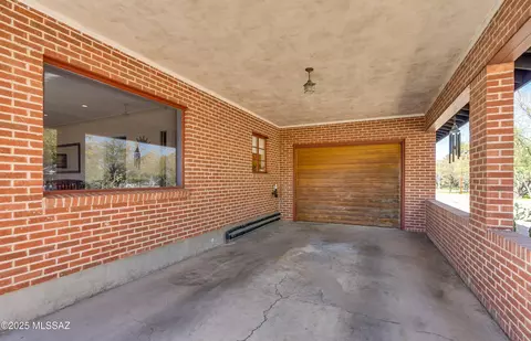 Exterior - 2249 E 9th St, Tucson, AZ 85719 photo 5 of 5