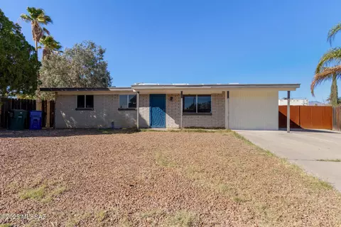 3748 S Amos Pl, Tucson, AZ 85730