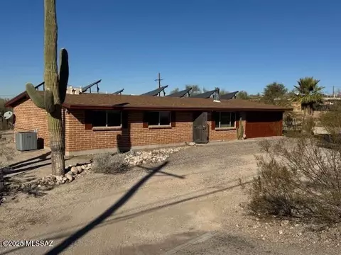 5505 N La Canada Dr, Tucson, AZ 85704