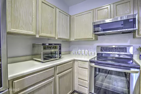 Kitchen - 8517 S Maritime Pl, Tucson, AZ 85756 photo 3 of 3