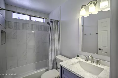 Bath - 8517 S Maritime Pl, Tucson, AZ 85756 photo 3 of 3