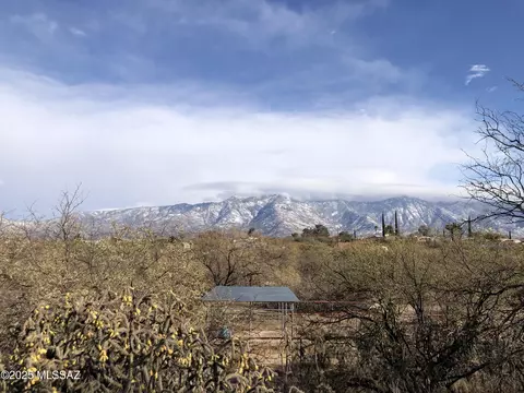 16080 N Elkins Rd, Tucson, AZ 85739