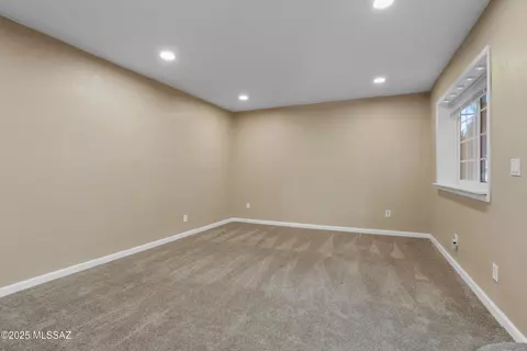 Living - 8930 E Arbor St, Tucson, AZ 85730 photo 6 of 6