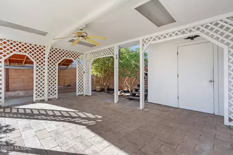 Exterior - 8930 E Arbor St, Tucson, AZ 85730 photo 6 of 9