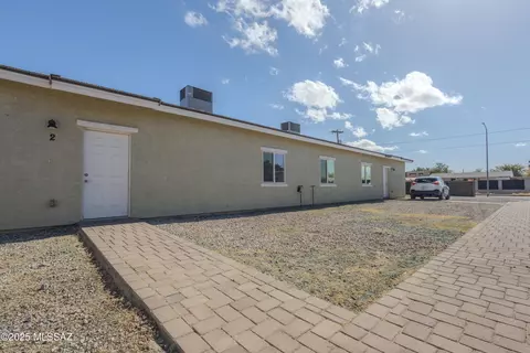 55 E Mohave Rd, Tucson, AZ 85705
