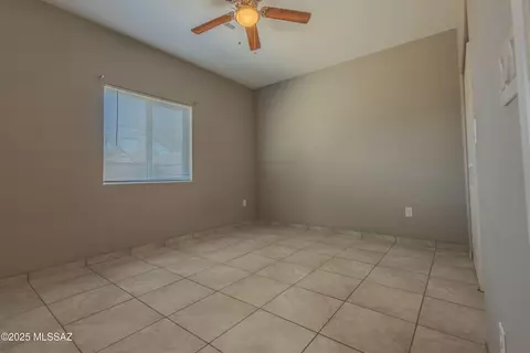 Bedroom - 55 E Mohave Rd, Tucson, AZ 85705 photo 1 of 4