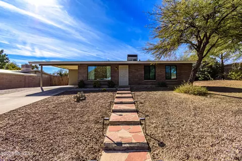 1261 S Lavonne Way, Tucson, AZ 85713