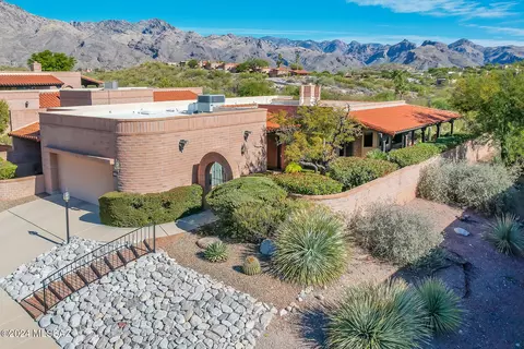 5030 N Via Gelsomino, Tucson, AZ 85750