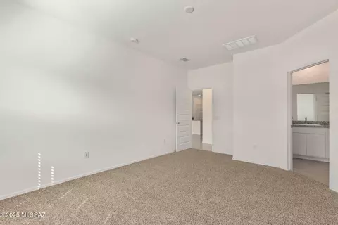 Bedroom - 9816 E Gray Hawk Dr, Tucson, AZ 85730 photo 2 of 6