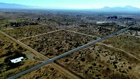 8 S 85 Acres S Fort Bowie Rd, Pearce, AZ 85625