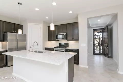 8660 N Archer Ave, Tucson, AZ 85742