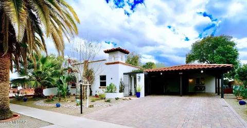 324 E Los Rincones, Green Valley, AZ 85614