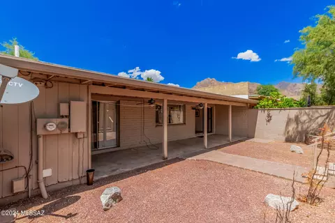 Exterior - 6 E Madrid Dr, Tucson, AZ 85704 photo 4 of 6