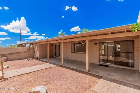 Exterior - 6 E Madrid Dr, Tucson, AZ 85704 photo 3 of 6